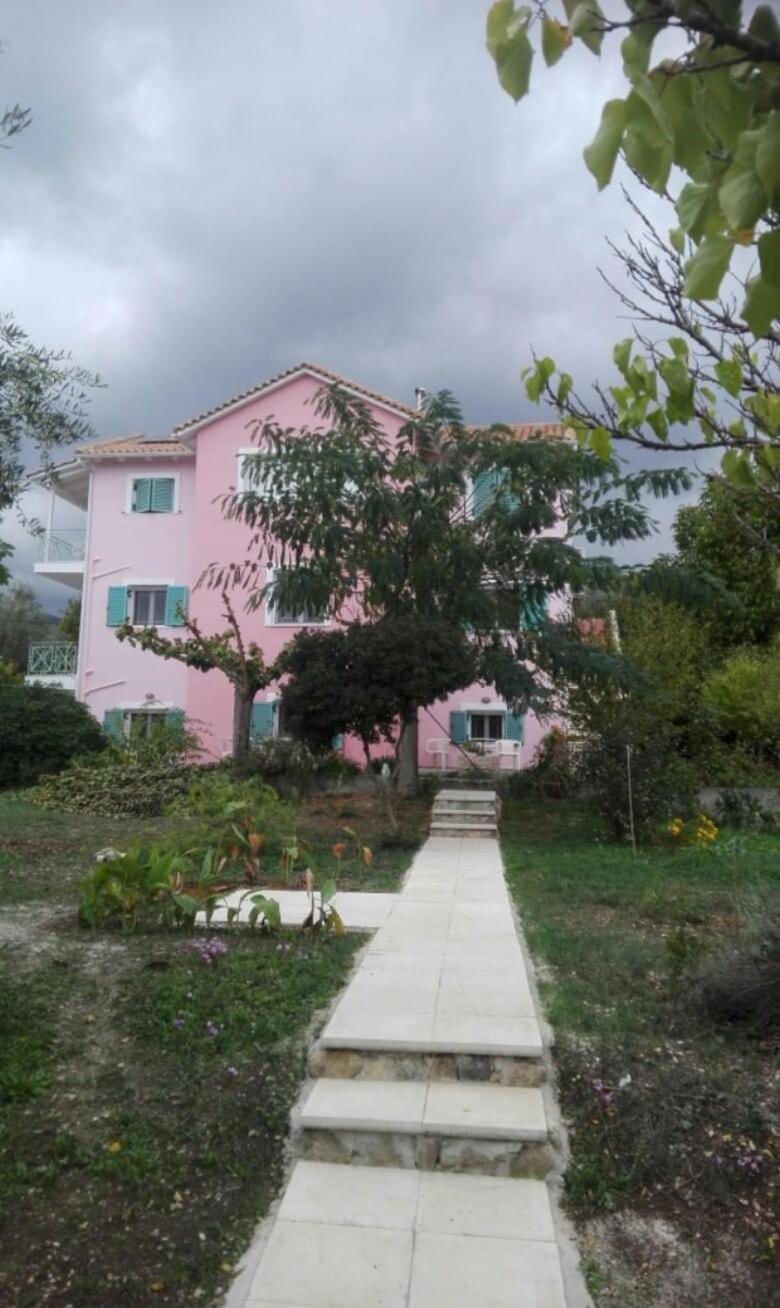 Zeus And Hera Apartments Nikiana Exterior photo